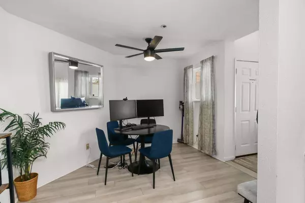 1019 Dornajo #214 WAY #214, Sacramento, CA 95825