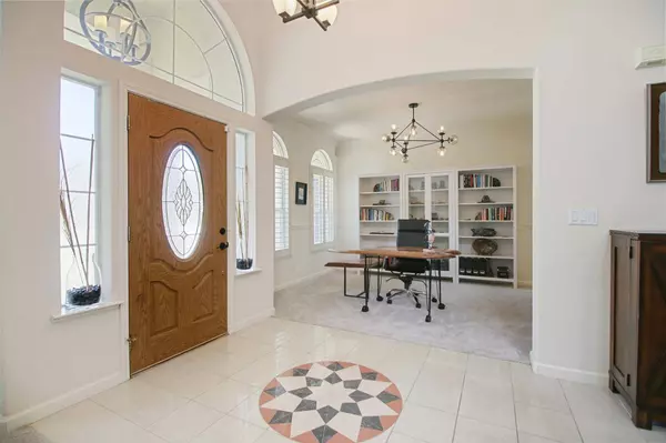 9541 Crystal Water WAY, Elk Grove, CA 95624