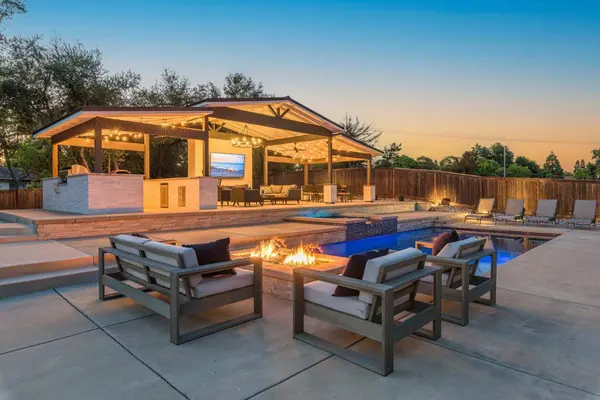 3543 Serramont CT, Carmichael, CA 95608