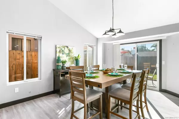 8530 Snow White Dr, El Cajon, CA 92021