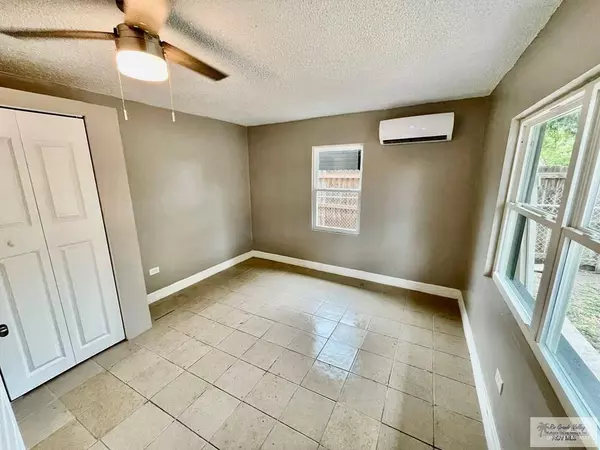 2615 E 32nd ST, Brownsville, TX 78521