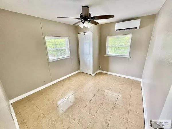 2615 E 32nd ST, Brownsville, TX 78521