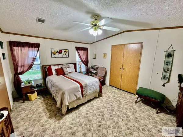 7101 Business 83, Harlingen, TX 78552