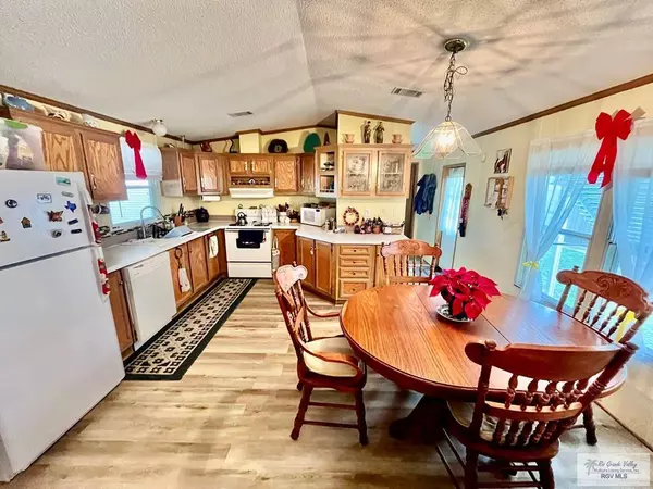 7101 Business 83, Harlingen, TX 78552