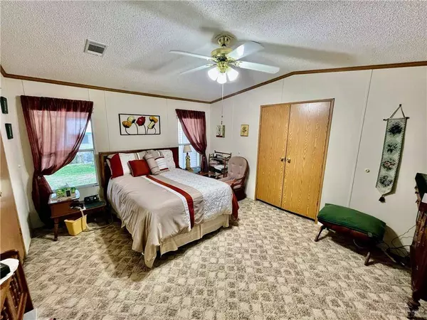 7101 Business 83 #33, Harlingen, TX 78552