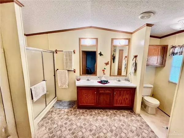 7101 Business 83 #33, Harlingen, TX 78552