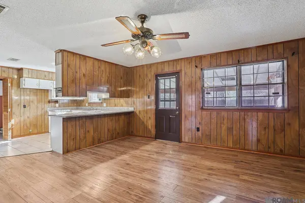 1642 Mary Sue Dr, Baton Rouge, LA 70810