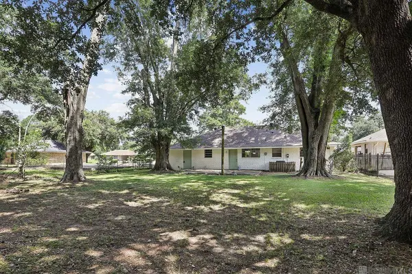 7242 Perimeter Dr, Baton Rouge, LA 70812