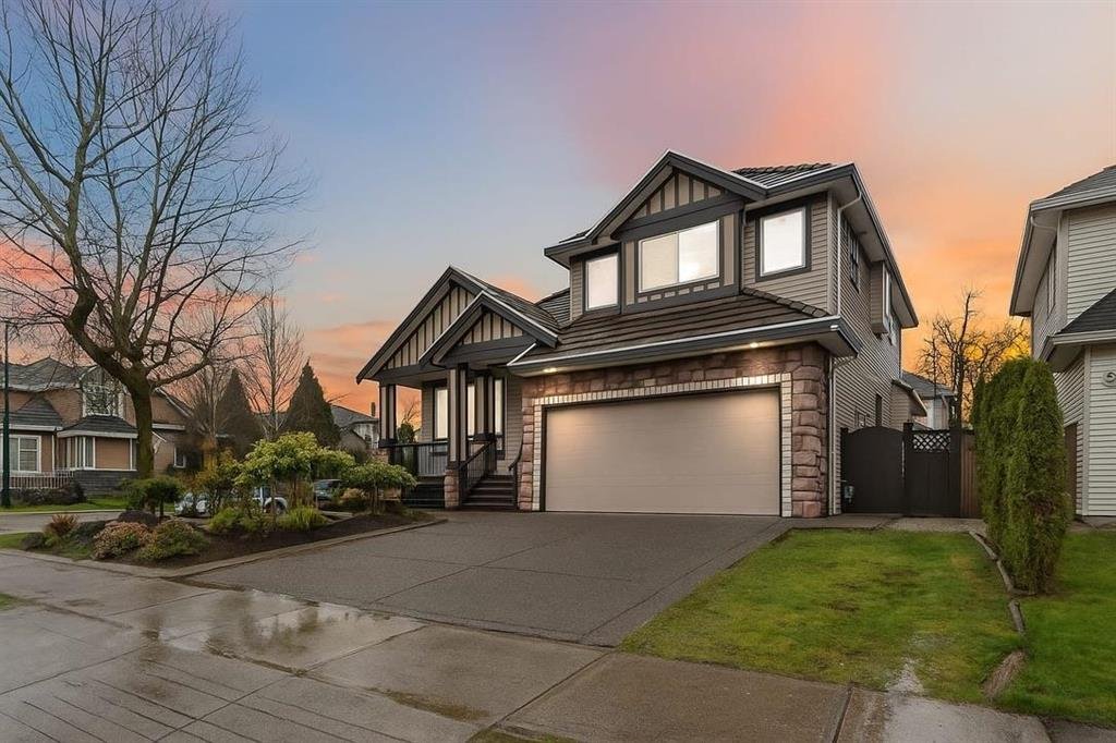 Cloverdale Detached Home 1 in Cloverdale, British Columbia, in the Fraser Valley region