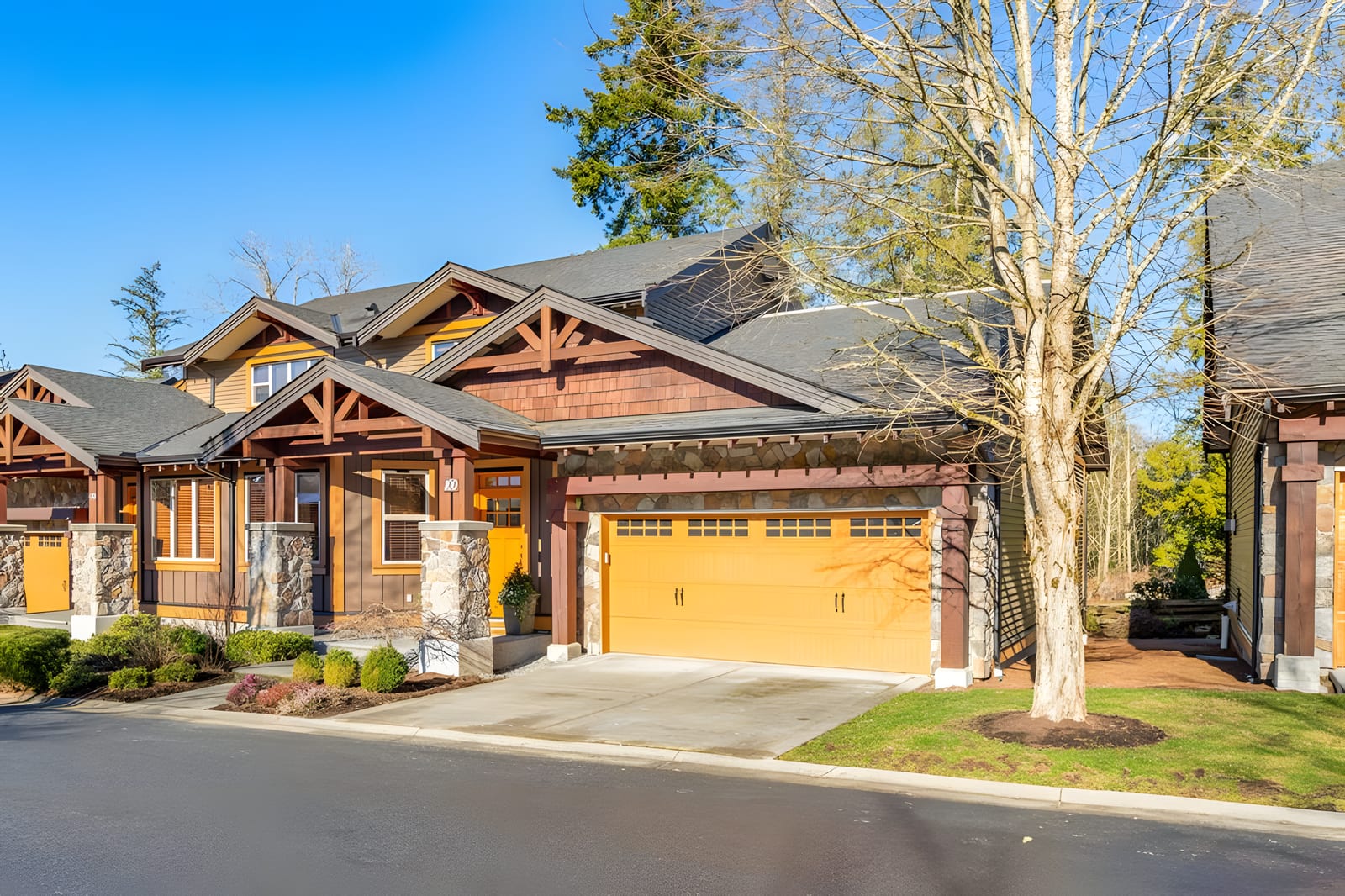 Albion Townhouse in the Fraser Valley, British Columbia, in the Fraser Valley region