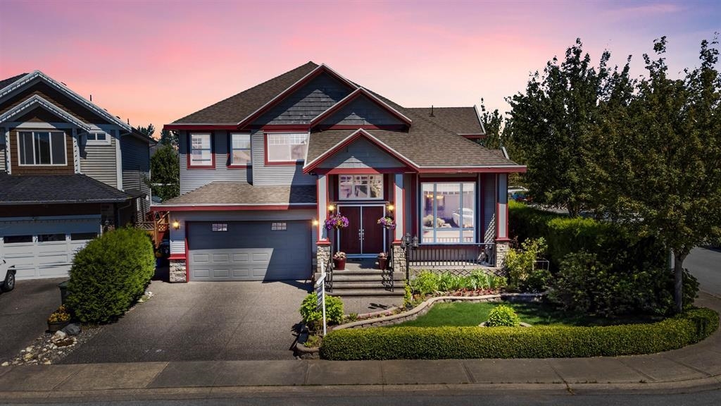 Willoughby detached home at sunset on a smaller suburban lot