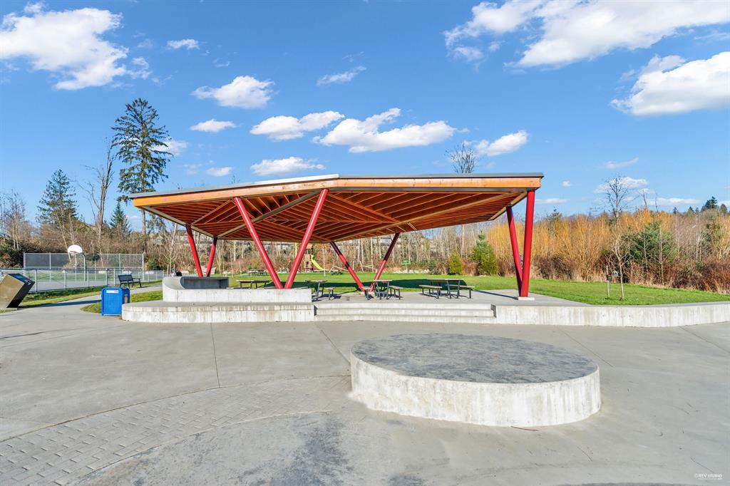 Silver Valley Park pavilion with picnic tables, basketball court, & trail connectors