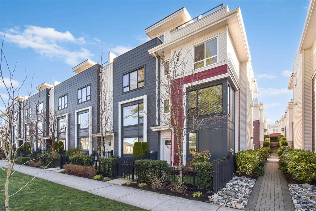 Grandview Heights Surrey townhouse complex