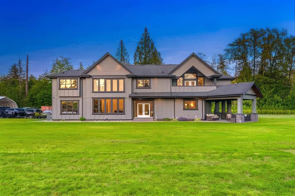 Updated Websters Corners family detached home