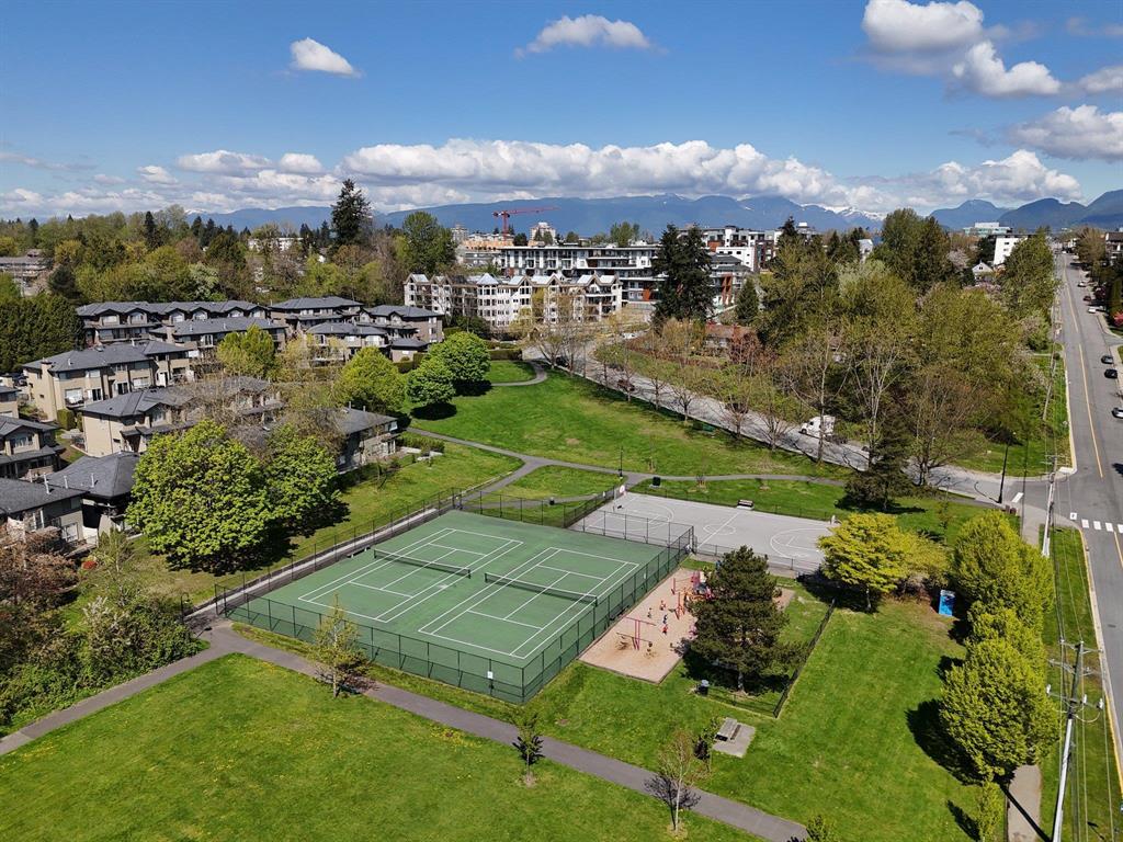 Telep Park playground & tennis courts in East Central Maple Ridge
