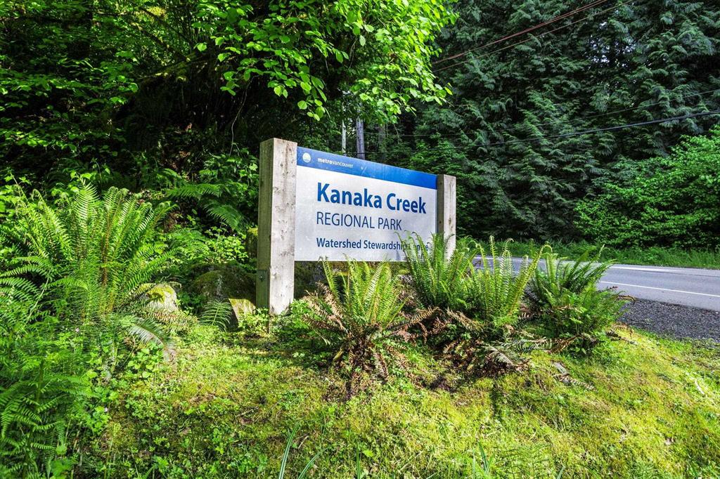 Kanaka Creek Regional Park entrance sign
