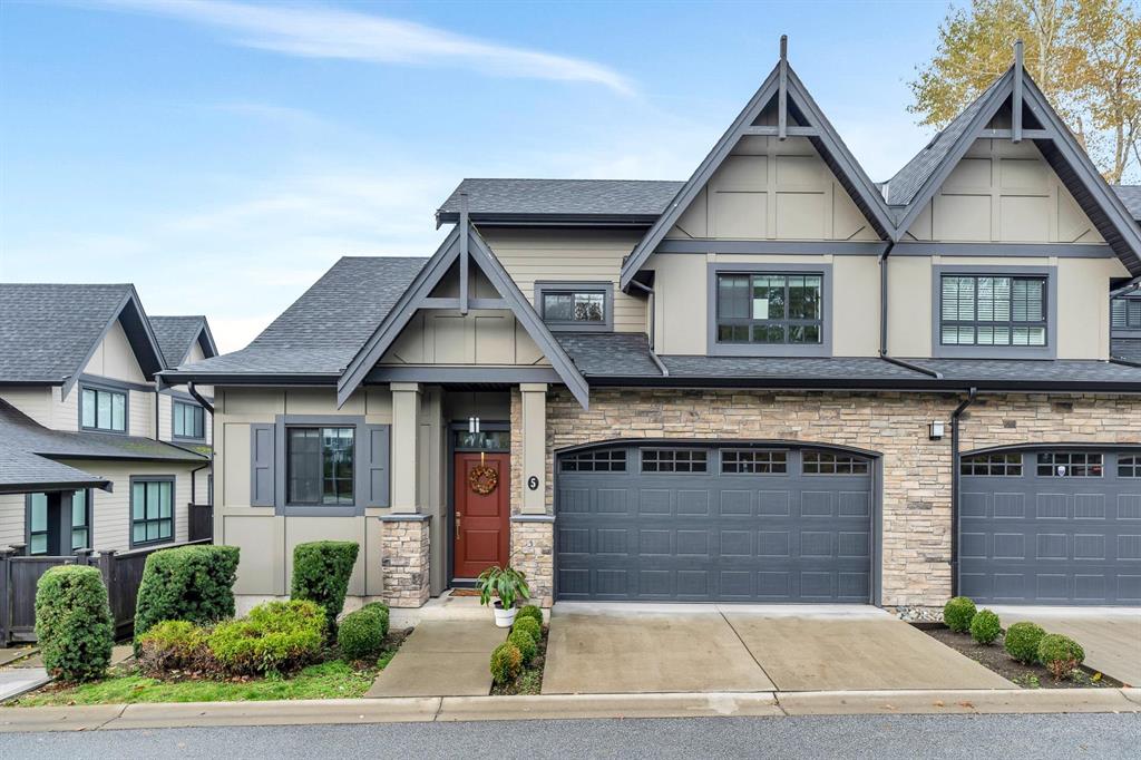 Bear Creek Surrey townhouse complex