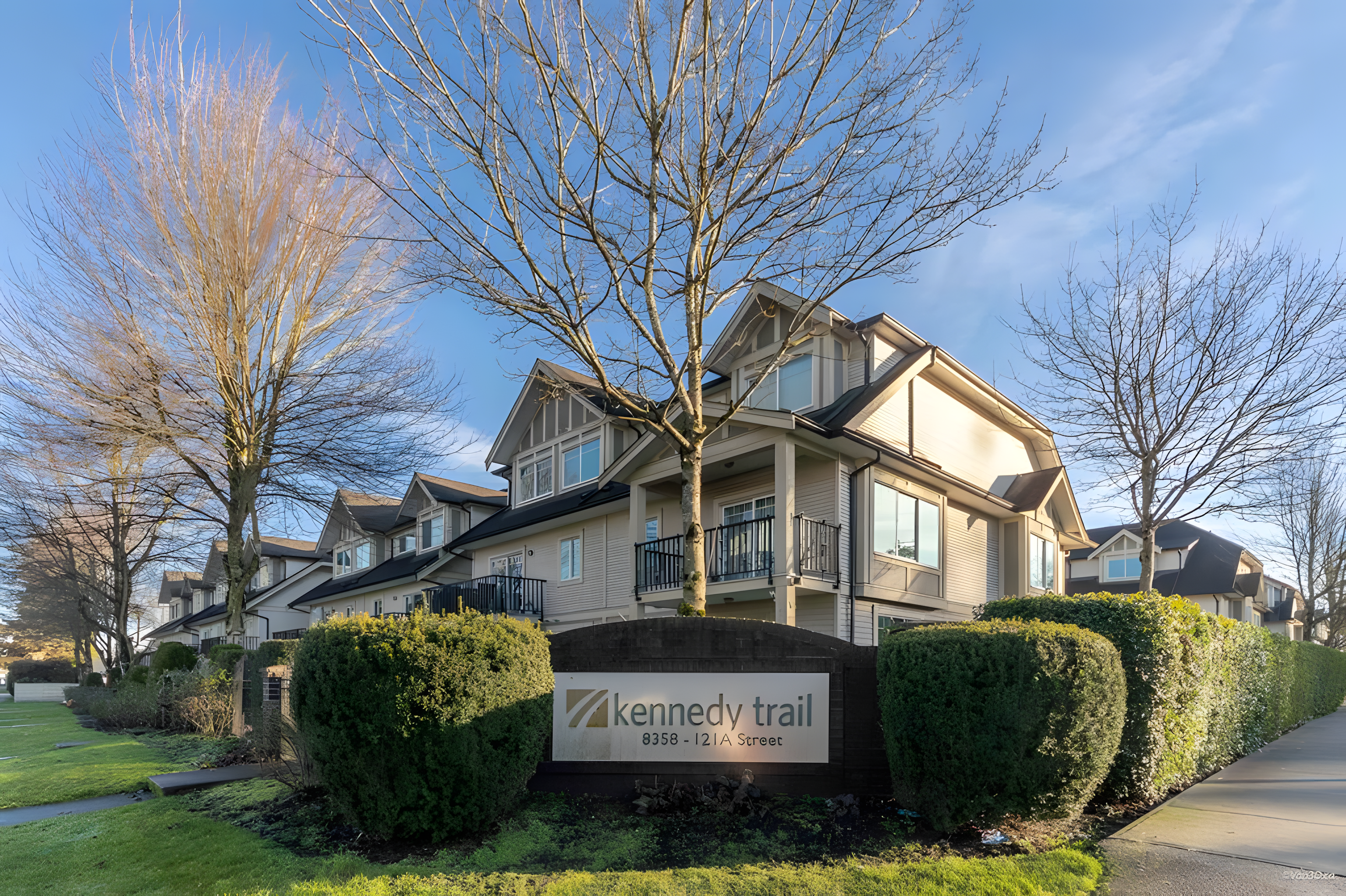 Queen Mary Park Surrey townhomes