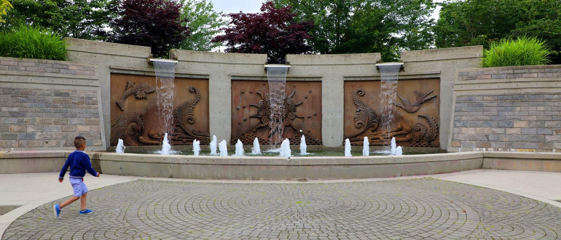 Holland Park water feature in Surrey City Centre