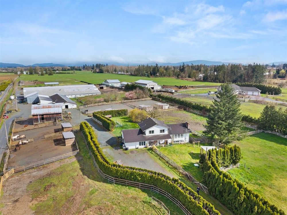 Salmon River Langley equestrian property with barns & paddocks