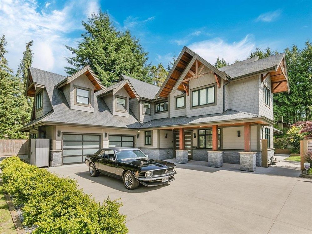 brookswood craftsman 1000 in Brookswood, British Columbia, in the Fraser Valley region