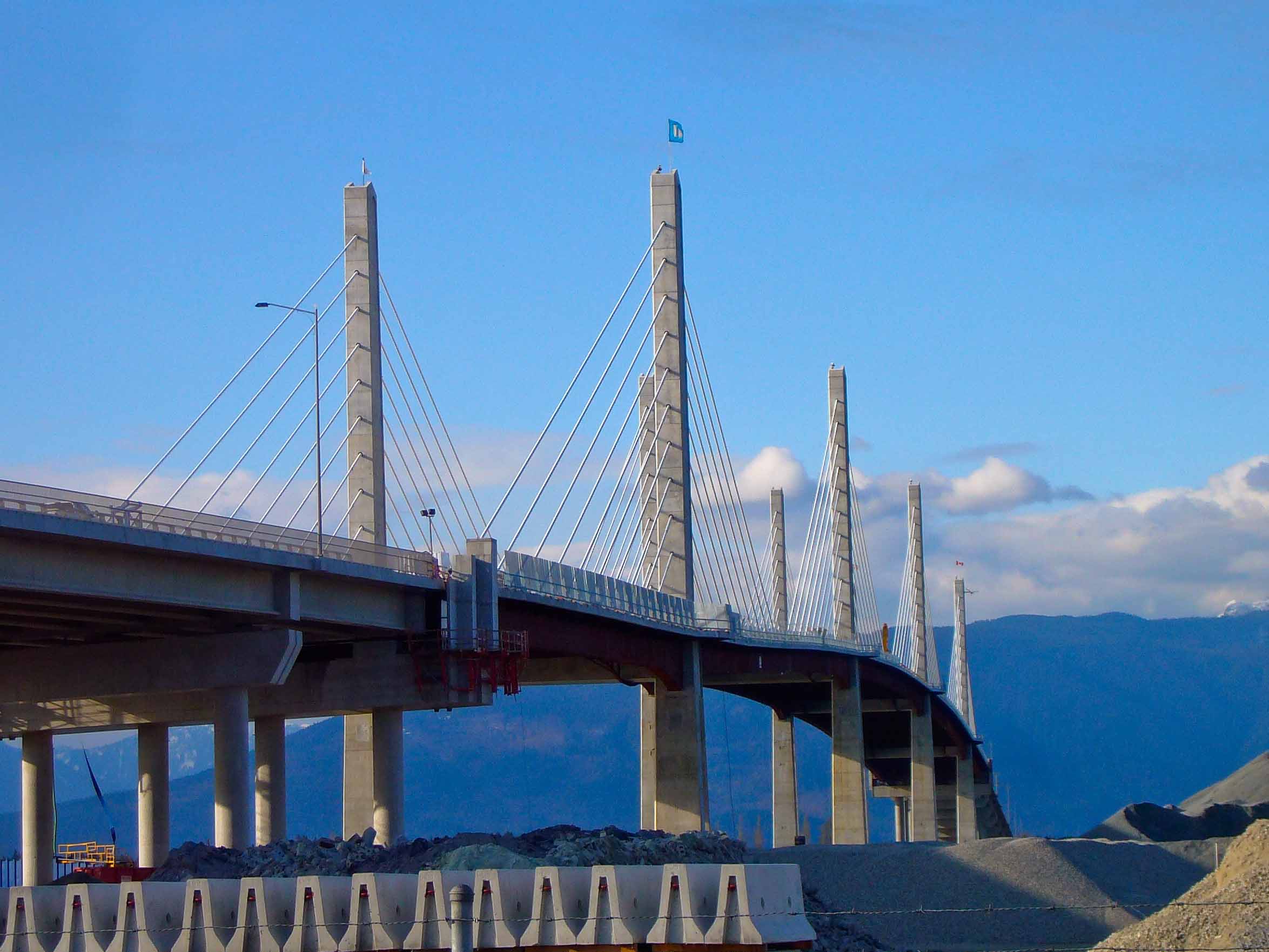 golden ears bridge in Hammond, British Columbia, in the Fraser Valley region