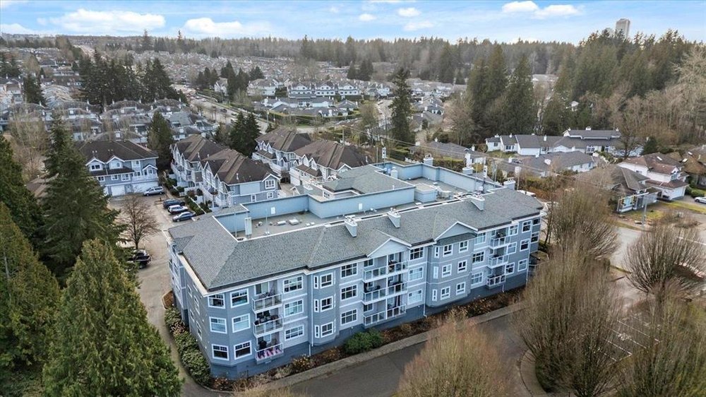 walnut grove condos 1 in Walnut Grove, British Columbia, in the Fraser Valley region