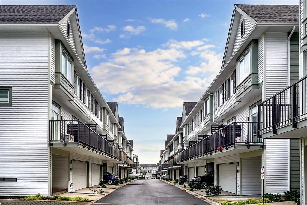 A lane of three-storey townhomes in Fleetwood, Surrey