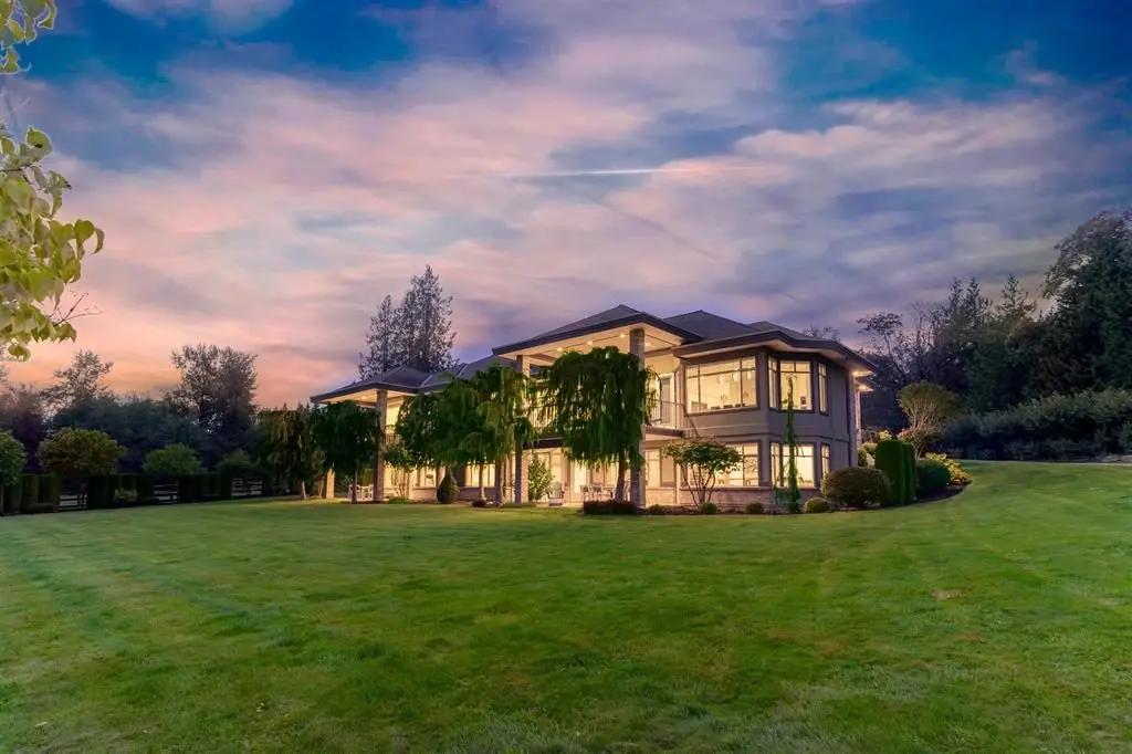 otter-district-house-1-1600w