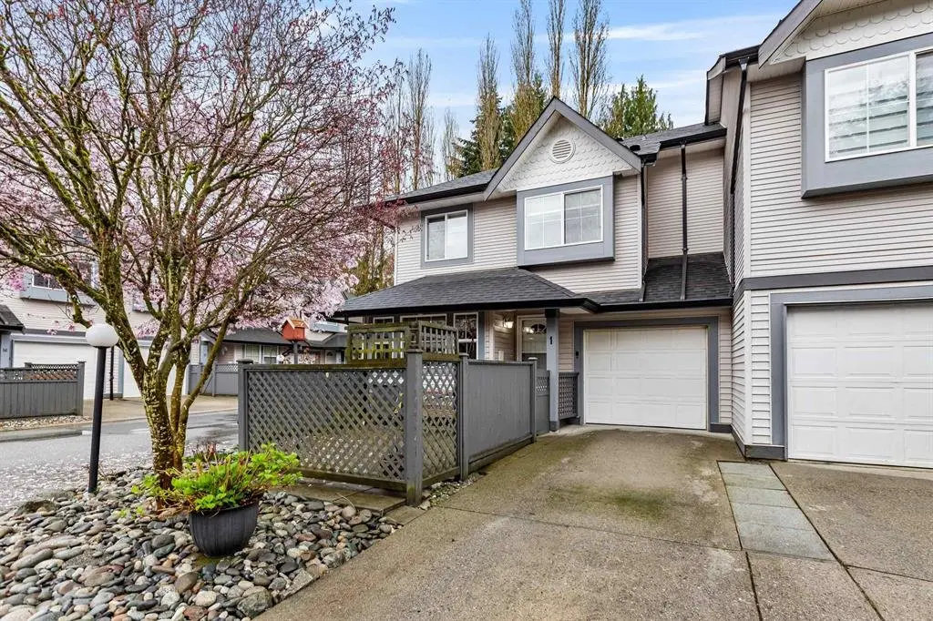 Southwest Maple Ridge Townhouse 1_web
