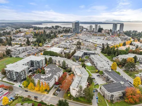 Living in South Surrey BC: The Honest 2026 Neighbourhood Guide