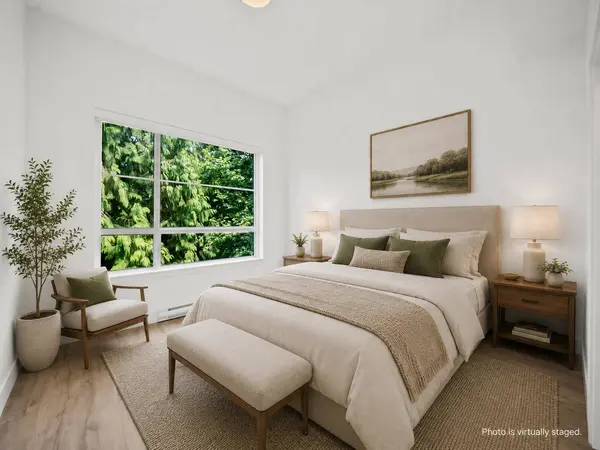 6338 King George BLVD #306, Surrey, BC V3X 1E9