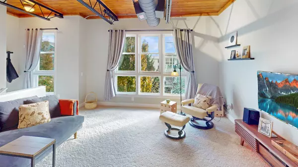 2157 New Town NE Drive, Grand Rapids, MI 49525