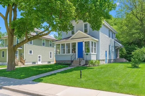 1517 James Street, Kalamazoo, MI 49001
