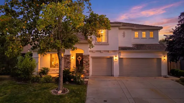 846 Farrington LN