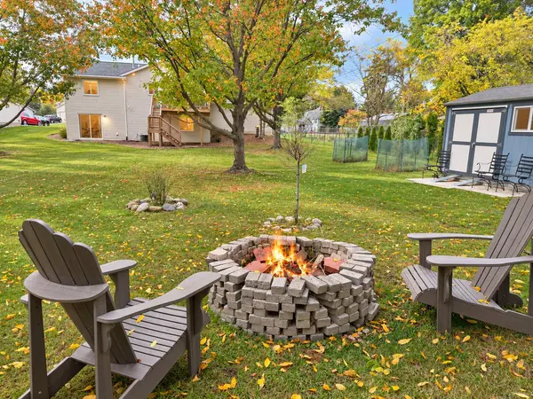 5226 Mulligan SW Drive, Wyoming, MI 49509