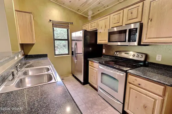 4720 W Cottage Loop, Show Low, AZ 85901