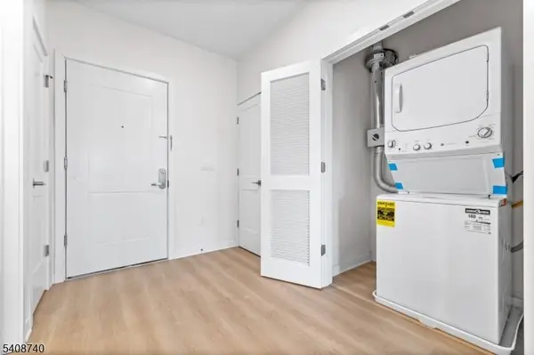 321 E 3Rd St #524, Plainfield City, NJ 07060