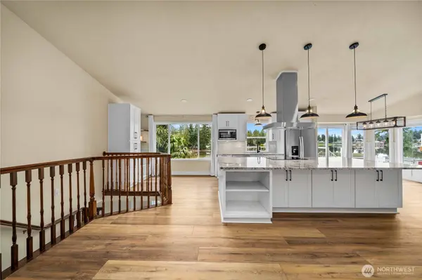 6352 S Island Drive E, Bonney Lake, WA 98391