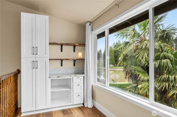 6352 S Island Drive E, Bonney Lake, WA 98391