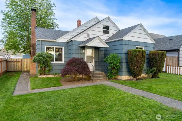 721 4th ST SE, Puyallup, WA 98372