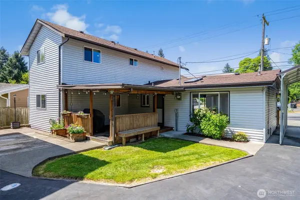 13406 Occidental AVE S, Burien, WA 98168