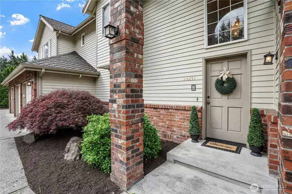 25241 234th AVE SE, Maple Valley, WA 98038