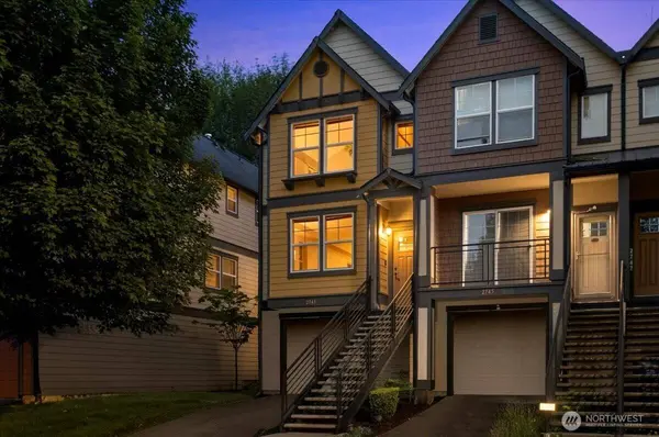 2743 SW Sylvan Heights DR, Seattle, WA 98106