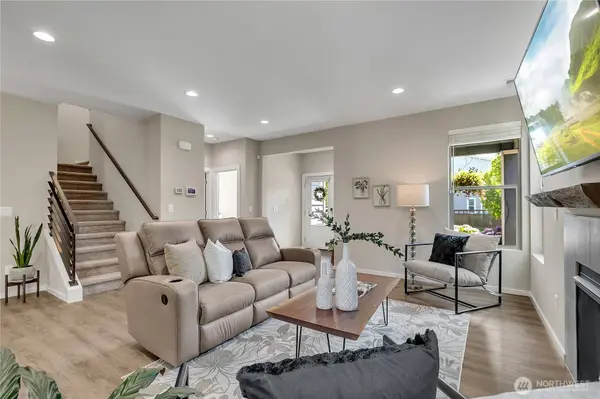 32725 Maple AVE SE, Black Diamond, WA 98010