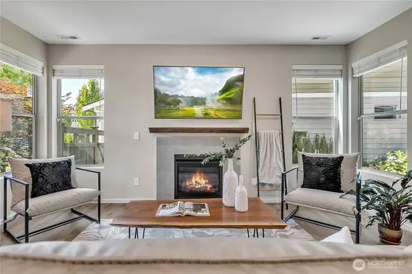 32725 Maple AVE SE, Black Diamond, WA 98010