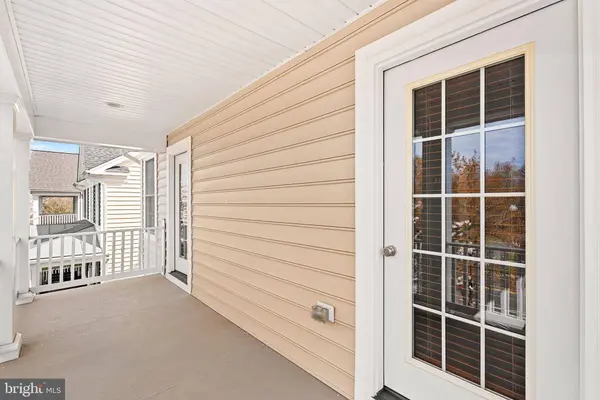 25160 RIDING CENTER DR, Chantilly, VA 20152