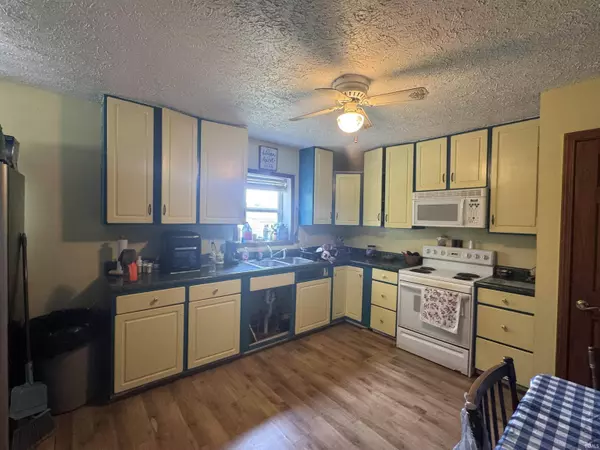 14512 Old State Road 37, Tell City, IN 47586