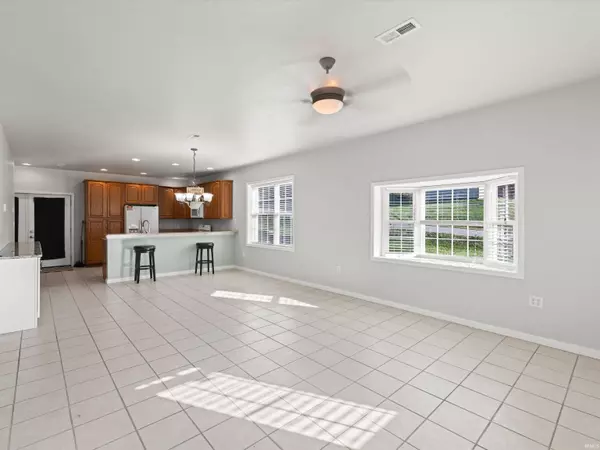 519 Monroe Street, Newburgh, IN 47630-1221