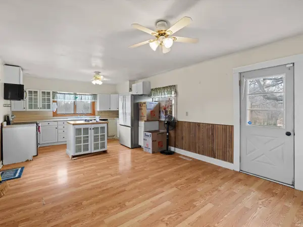 6207 S Augusta Vigo Street, Winslow, IN 47598-8981